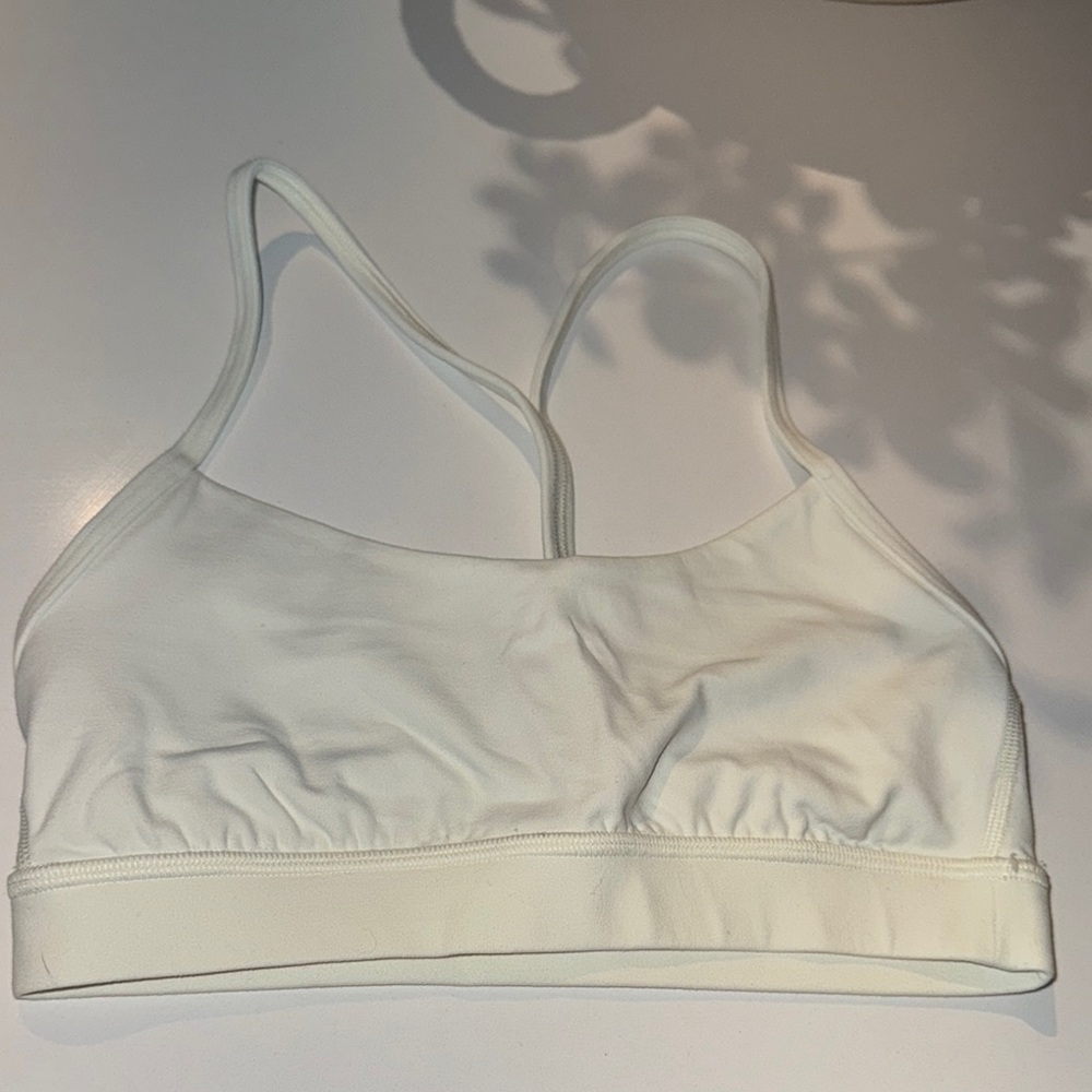 Flow Y Bra Nulu
Light Support Lululemon